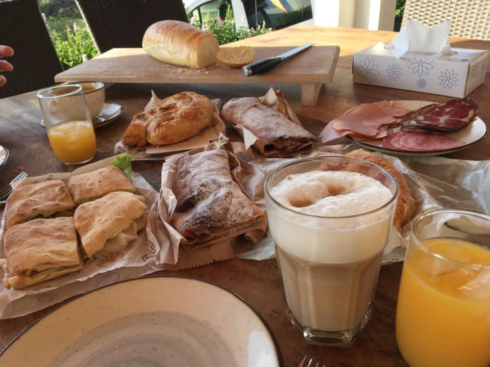 أوبروفاتش Hotel B&B Mama Mia المظهر الخارجي الصورة